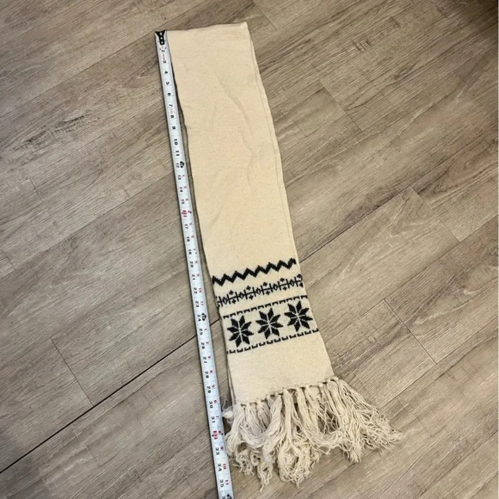 Cozy Cream and Charcoal Grey Fringed 100% Wool Scarf Snowflake Pattern